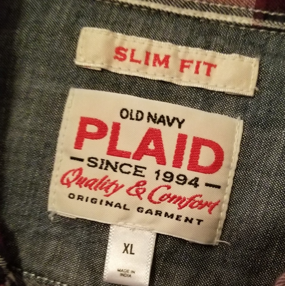 Men's Old Navy button down - Picture 3 of 3